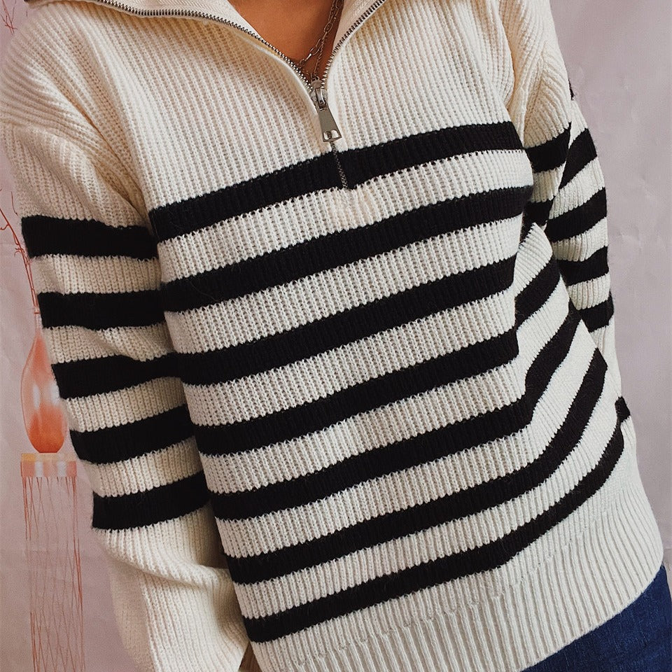 Pull femme rayé avec col montant moderne et fermeture éclair courte Chic und Stil
