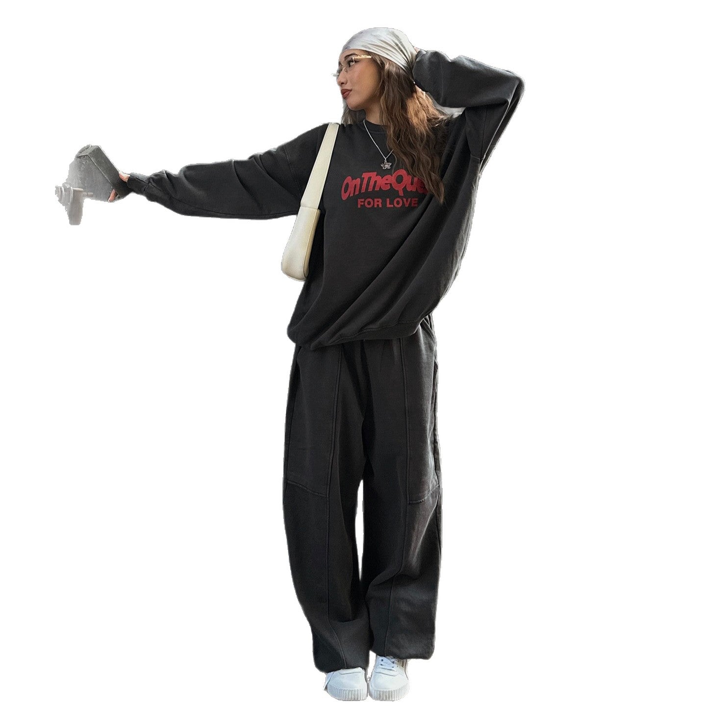 Casual lounge set for women with oversized sweatshirt and wide pants Chic and Style