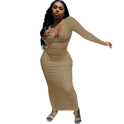 Robe maxi ajustée pour femmes avec manches longues et décolleté en V profond Chic und Stil