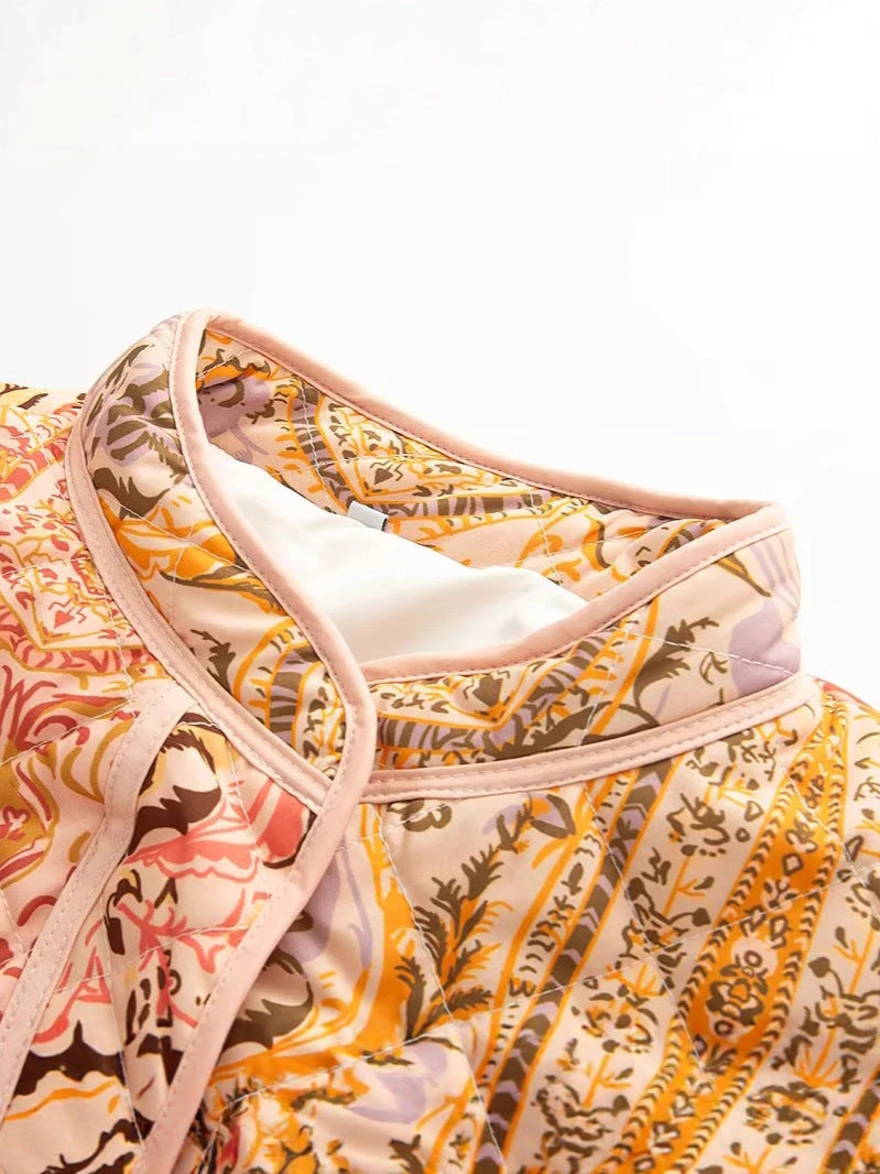 Dames doudoune avec des motifs floraux et des poches pratiques Chic und Stil