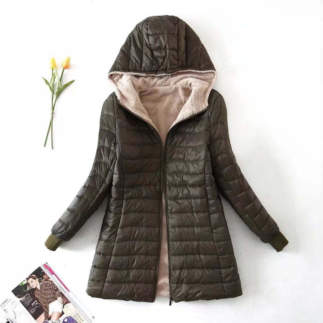 Quilted transitional jacket for women with hood and comfortable interior Chic und Stil