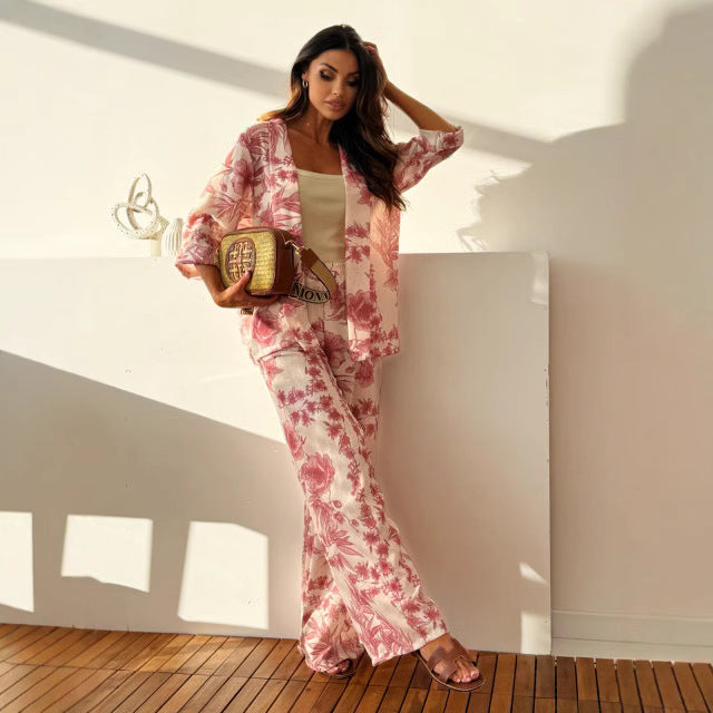 Casual set for women consisting of a kimono style jacket and wide pants Chic and Style