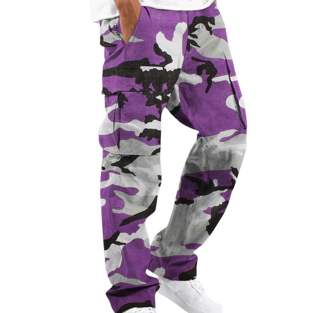 Camouflage cargo pants for men with multiple pockets Chic und Stil