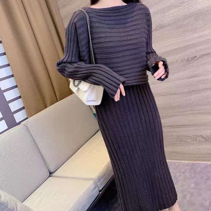 Robe en tricot pour dames avec décolleté asymétrique et fine structure côtelée Chic und Stil