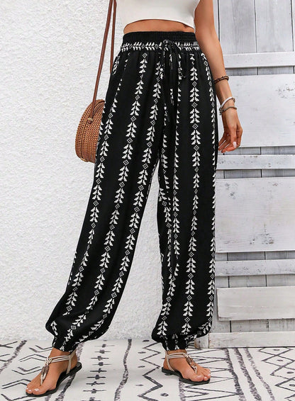 Chic and Style light and casual harem pants for ladies