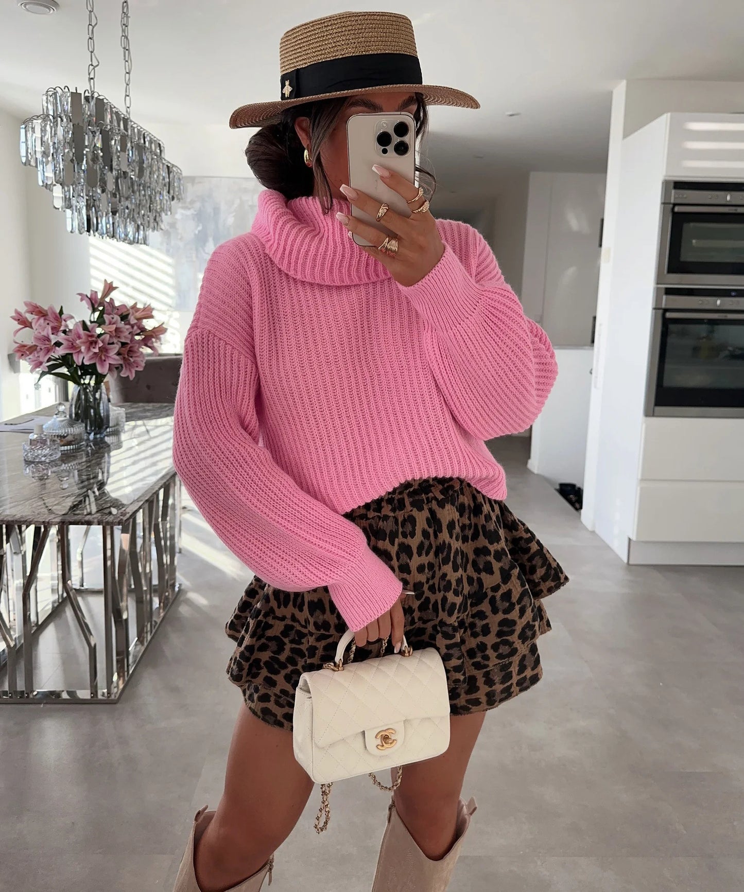 Pull en laine pour femmes avec col haut et manches volumineuses Chic und Stil