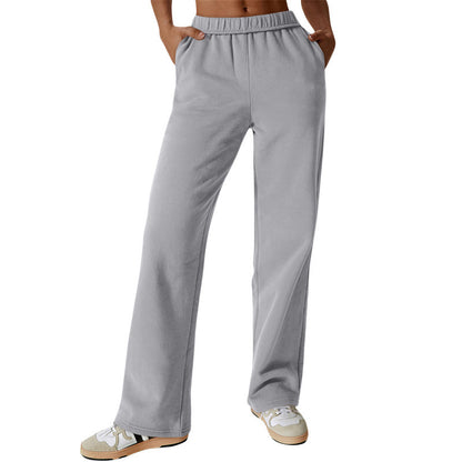 Casual training pants for women with elastic waistband and practical side pockets Chic and Style