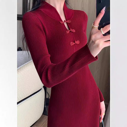 Robe en tricot élégante pour femmes avec col haut et ourlet asymétrique Chic und Stil