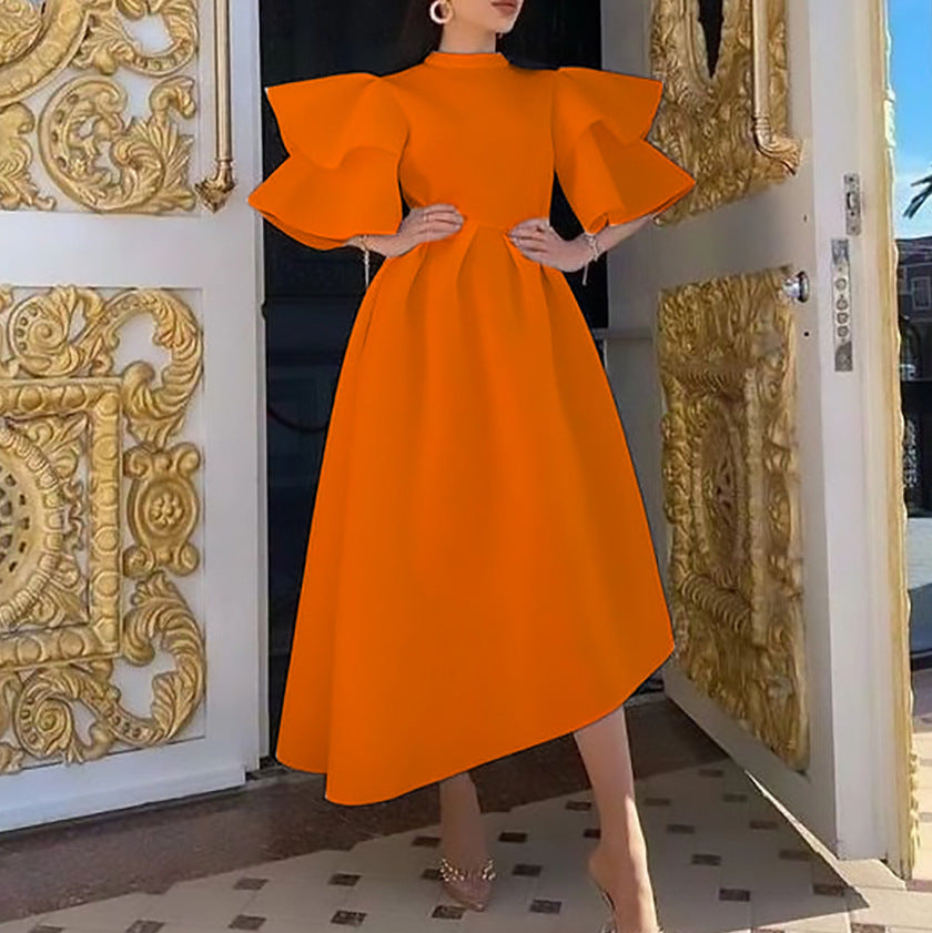Robe midi femme avec des manches bouffantes volumineuses et un ourlet asymétrique Chic und Stil