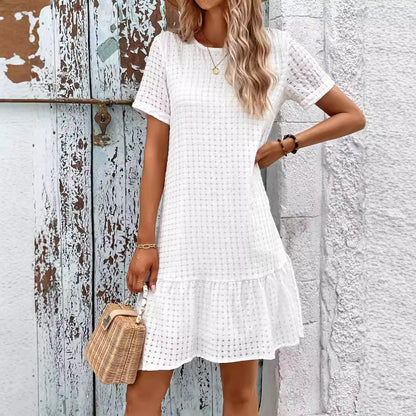 Robe d'été pour femmes avec bordure en volants et tissu léger Chic und Stil