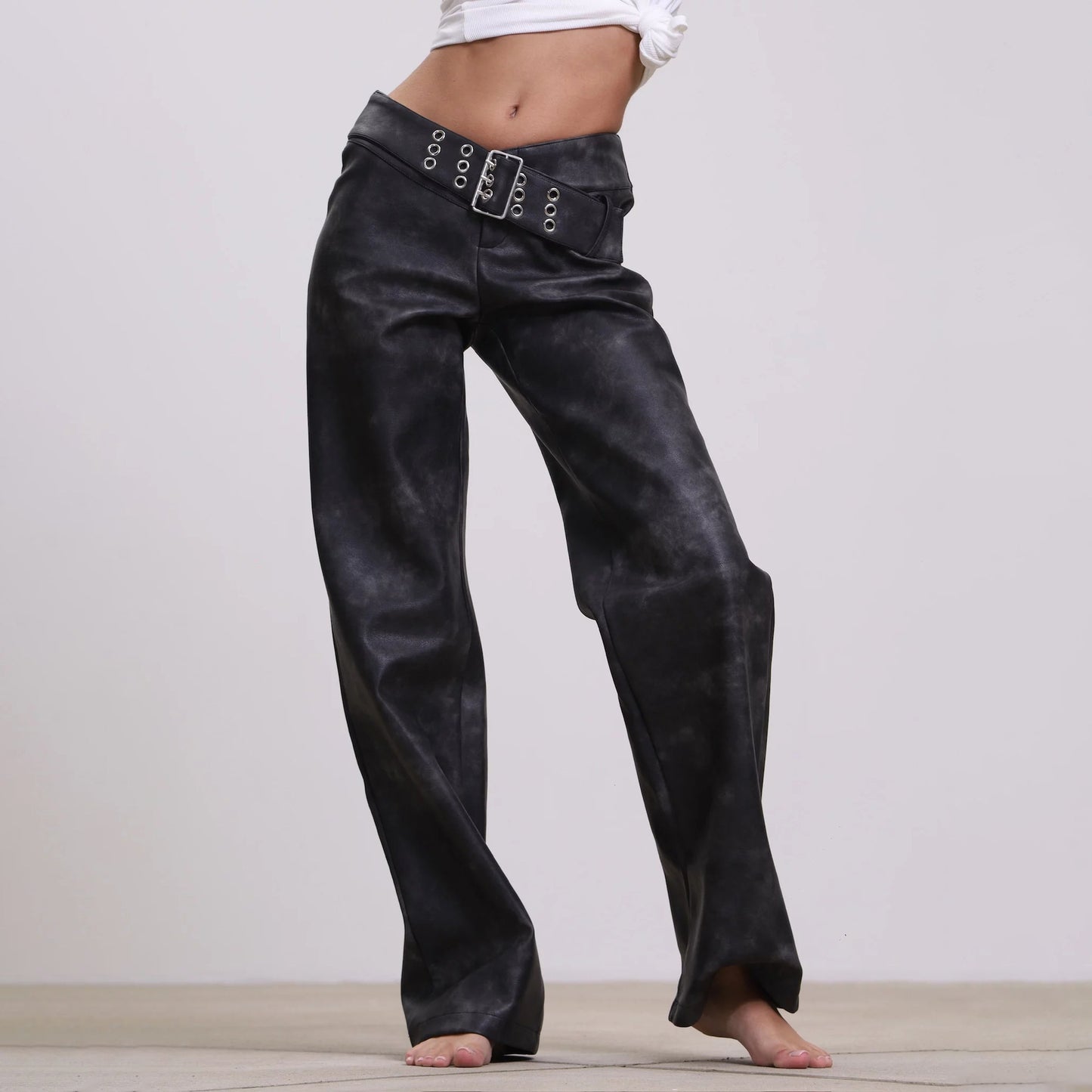 Modern high-waisted faux leather pants for women with adjustable belt Chic and Style
