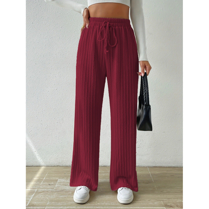 Comfortable casual pants for women in ribbed design Chic und Stil