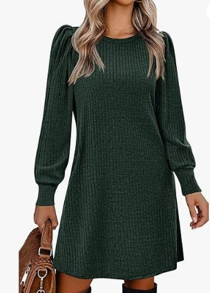Robe pull pour femmes avec détails en volants et poches latérales Chic und Stil