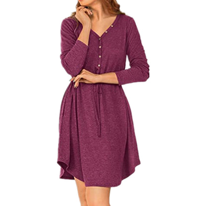 Robe portefeuille décontractée pour femmes avec détails en bouton et cordon de taille Chic und Stil
