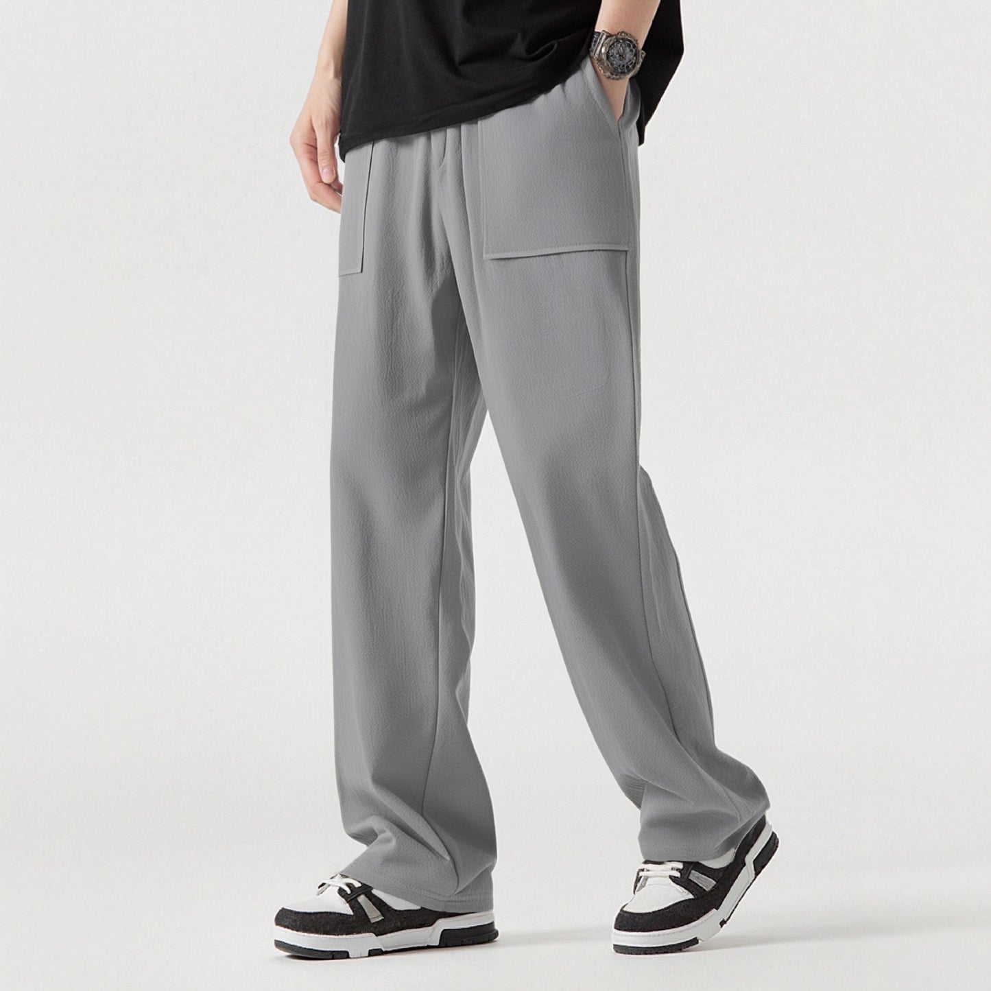 Casual cargo pants for men with practical pockets and elastic waist Chic and Style