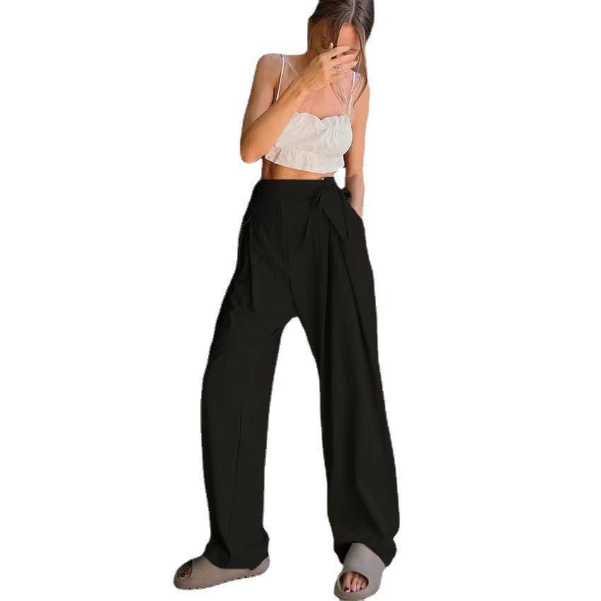 High-waisted wide-leg pants for women with drawstring and elegant pleats Chic und Stil