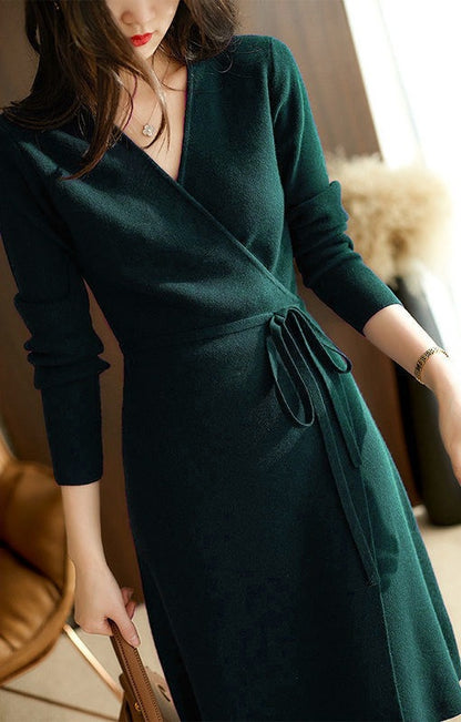 Robe portefeuille pour femmes à manches longues et cordon élégant à la taille Chic und Stil