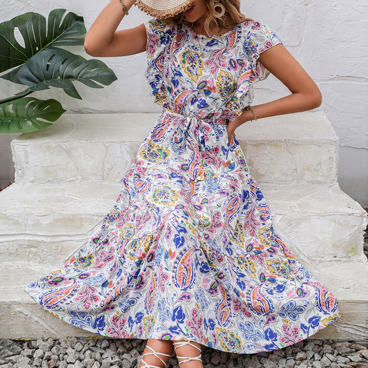 Robe maxi femme avec motif floral et détails décoratifs en volants Chic und Stil