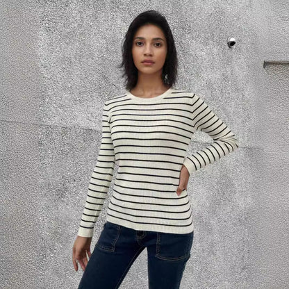 Chemise à manches longues pour femmes avec de fines rayures et une coupe ample Chic und Stil