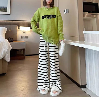 Ladies Elegant Striped Palazzo Pants in Ribbed Knit Chic and Style