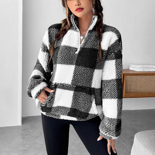 Dames Pull en tartan pelucheux avec demi-fermeture éclair Chic und Stil