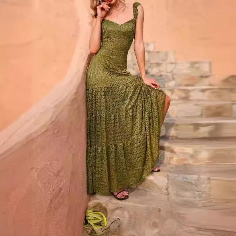 Robe maxi pour femmes avec une structure en crochet exquise et une jupe fluide Chic und Stil