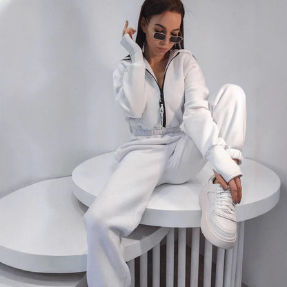 Ladies tracksuit with stylish details and elastic waist Chic and Style