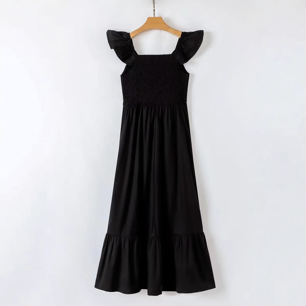 Robe maxi pour femmes avec des détails volumineux en volants et une volante colorée Chic und Stil