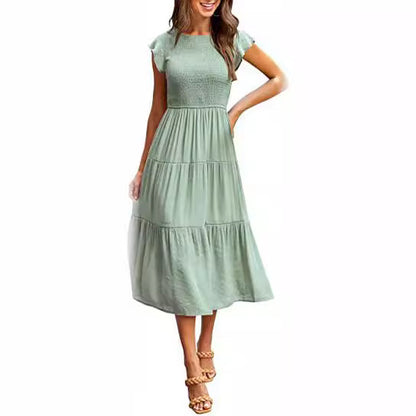Robe midi pour femmes avec détails froncés et volant attrayant Chic und Stil