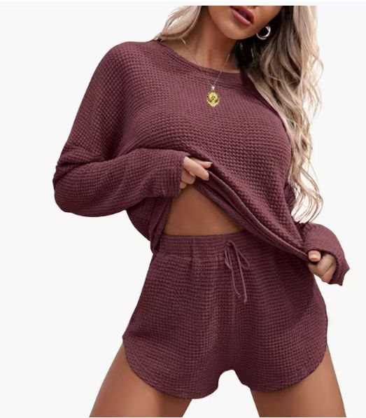 Ensemble décontracté en tricot gaufré pour femmes avec top court confortable et shorts Chic und Stil