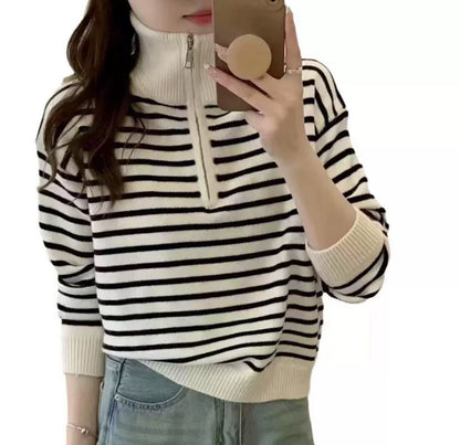 Pull en tricot pour femmes avec courte fermeture éclair et motif rayé tendance Chic und Stil