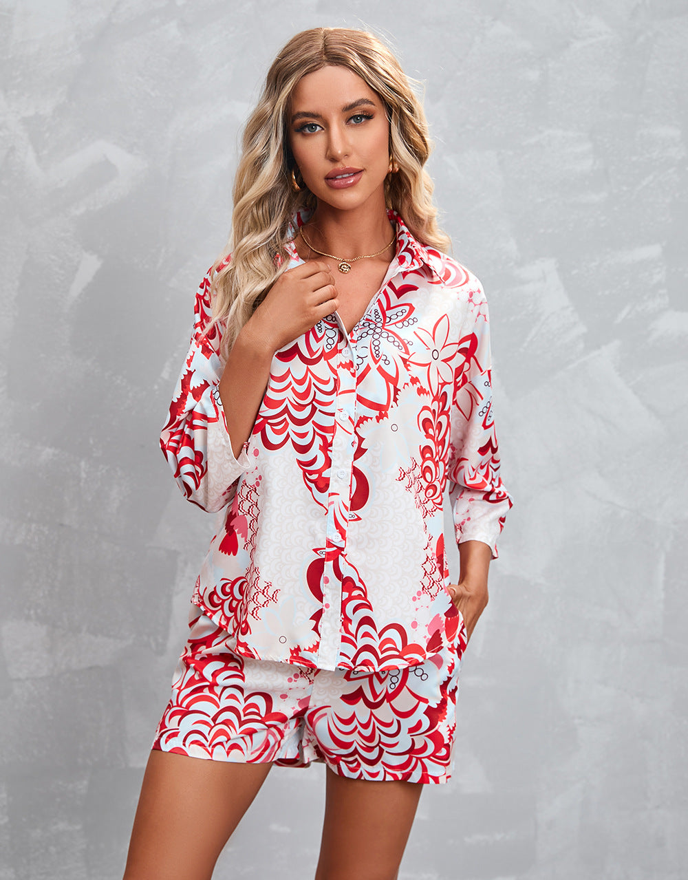 Chemise pour dames à manches courtes décontractée avec taille élastique et design moderne Chic und Stil