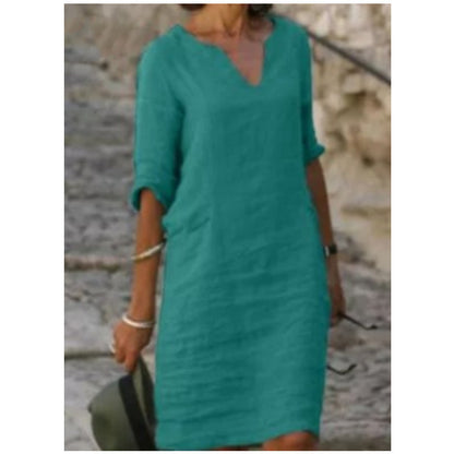 Robe en lin pour femmes avec coupe décontractée et élégant décolleté en V Chic und Stil