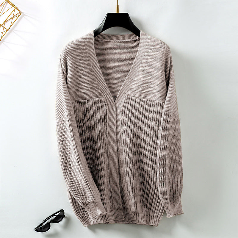 Cardigan décontracté pour dames avec décolleté en V et motif texturé Chic und Stil