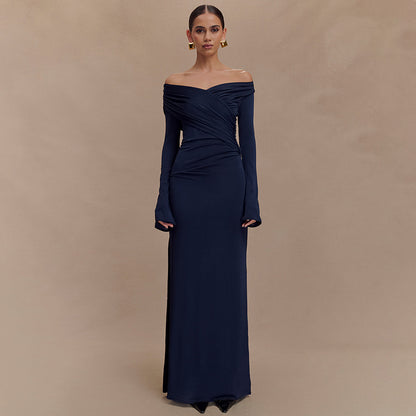 Robe maxi élégante pour femmes avec design décolleté et détails enroulés Chic und Stil