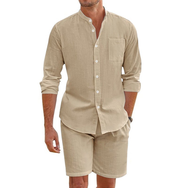 Tenue décontractée d'été pour hommes avec chemise et shorts au design minimaliste Chic und Stil