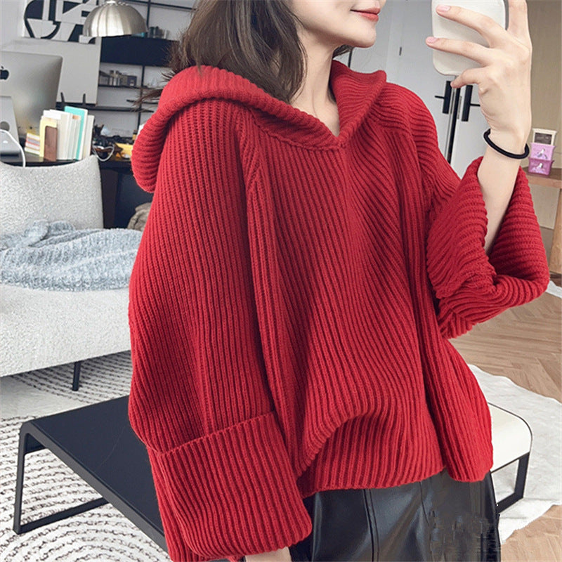 Casual pullover for women with hoodie and wide sleeves Chic and Style