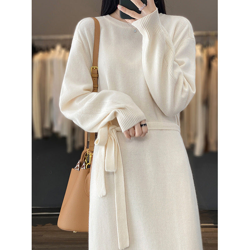 Robe en tricot pour femme avec détail à nouer et matériau doux Chic und Stil