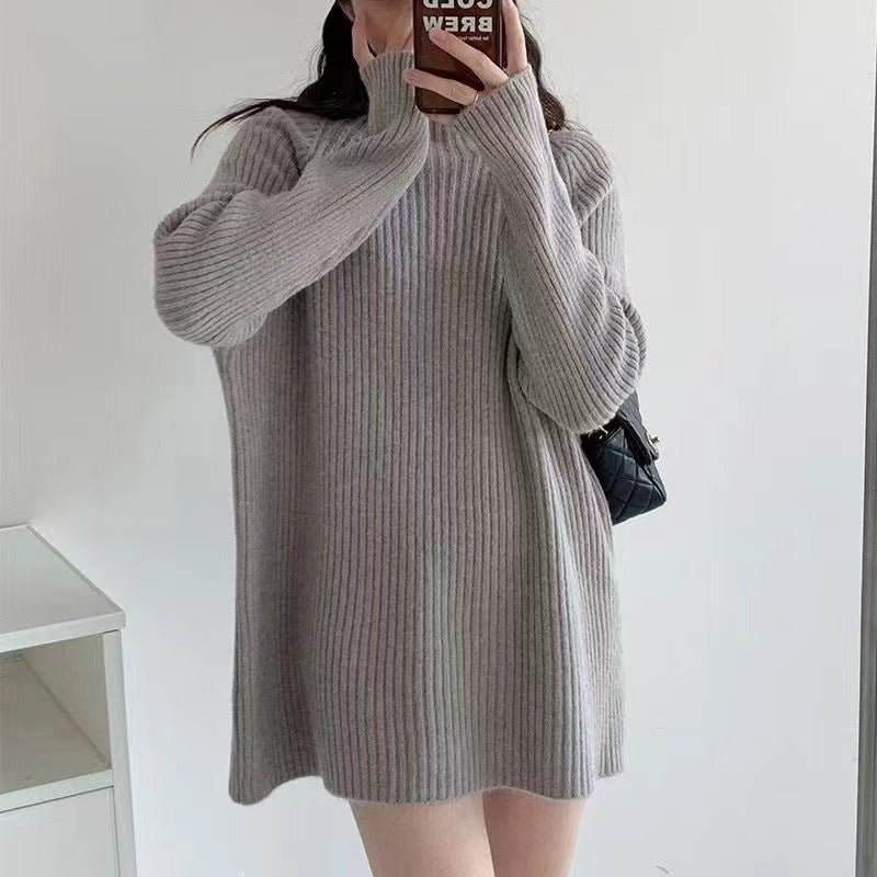 Robe en tricot pour femmes avec un joli design en côtes et un col haut Chic und Stil