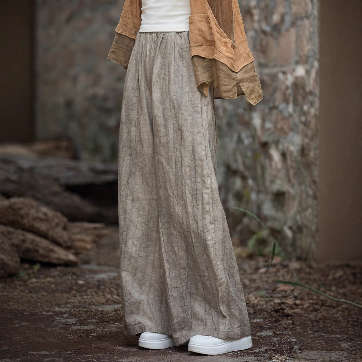 Loose linen pants for women with textured finish Chic und Stil