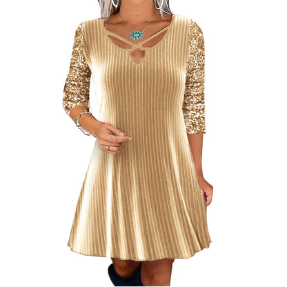 Robe A-line brillante pour femmes avec un design de décolleté unique Chic und Stil