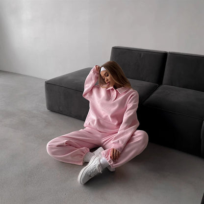 Casual sportswear for women with loose pants and chic collar Chic and Style