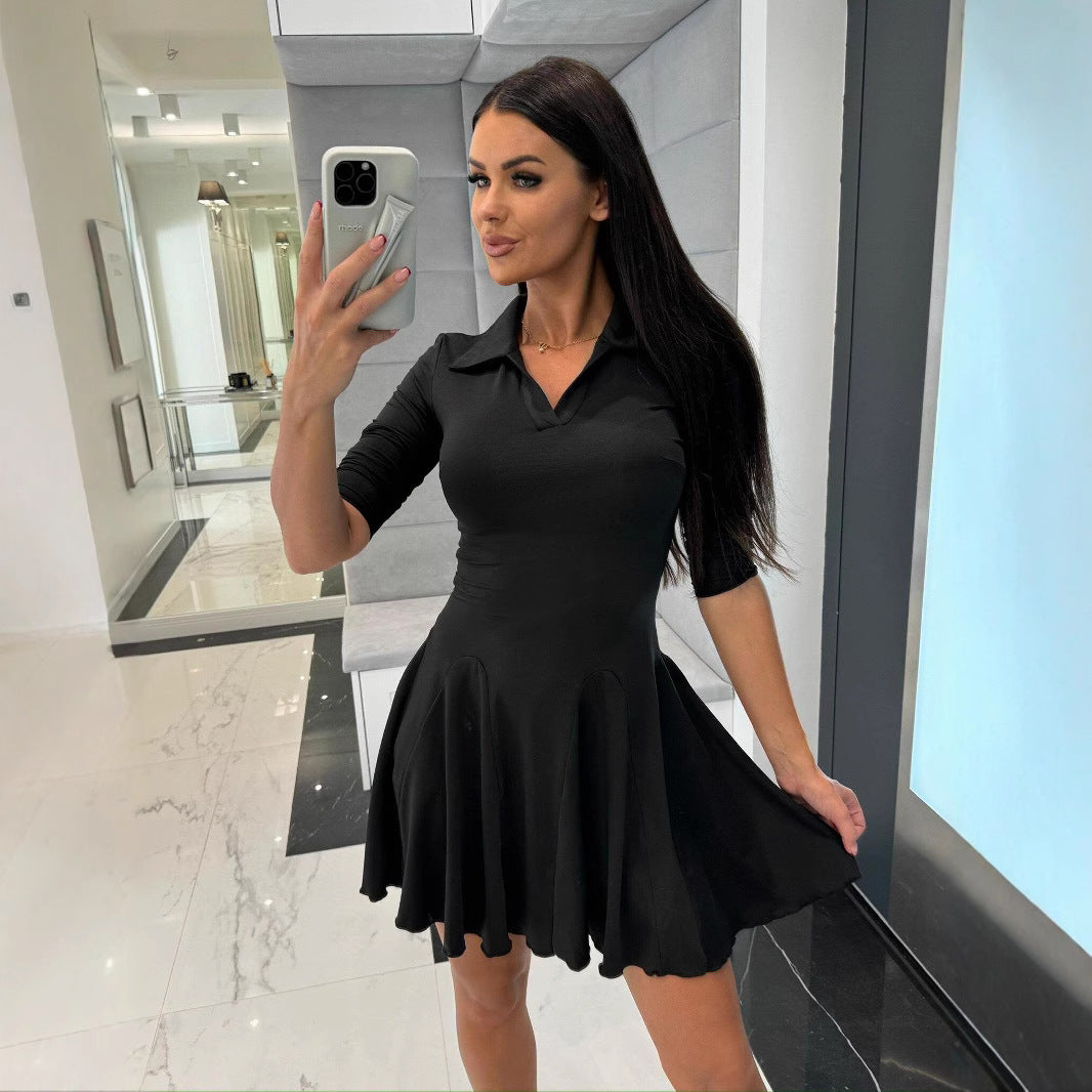 Robe A-ligne pour femmes avec col polo et jupe évasée Chic und Stil