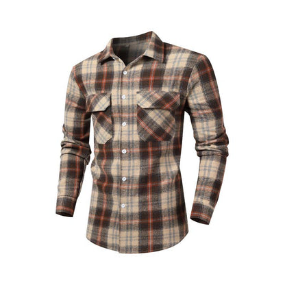 Chemise en flanelle pour hommes avec un motif à carreaux classique et des poches poitrine Chic und Stil