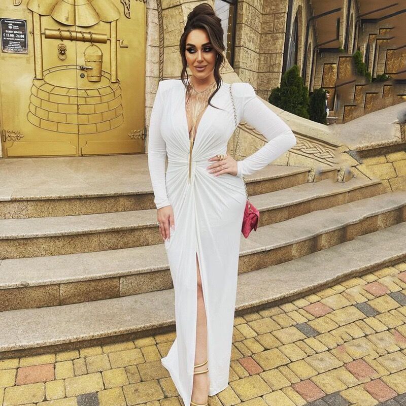 Robe enveloppante tendance pour femmes avec décolleté en V profond et manches longues Chic und Stil
