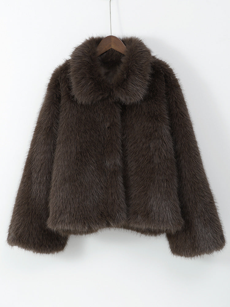 Ladies Short Faux Fur Coat with Large Collar Chic and Style