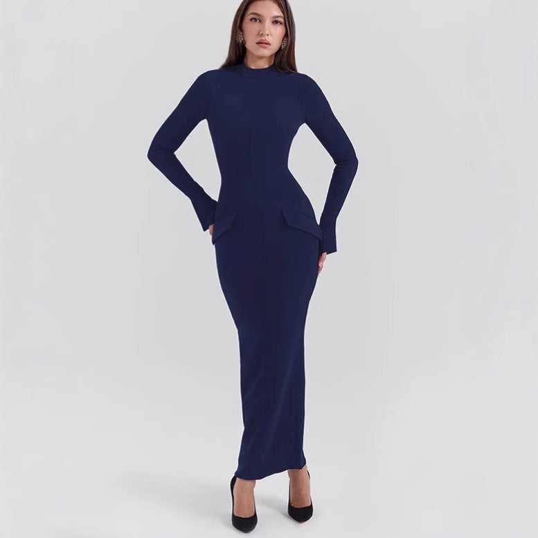 Femme Robe longue élégante et ajustée à manches longues avec un design moderne Chic und Stil