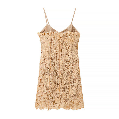Robe d'été en dentelle pour femmes avec un design de bretelles délicat Chic und Stil