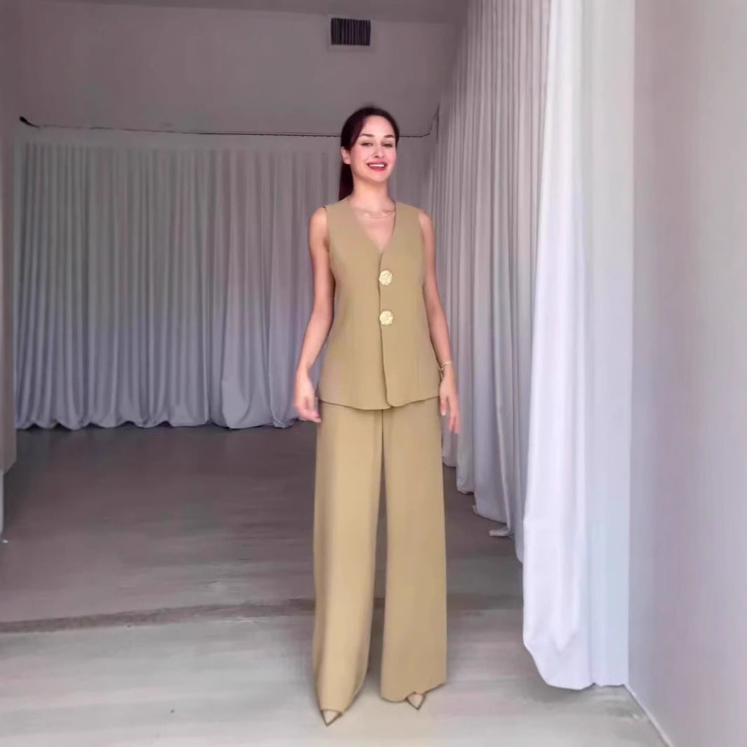 Dames ensemble élégant composé d'un haut sans manches et de pantalons palazzo Chic und Stil