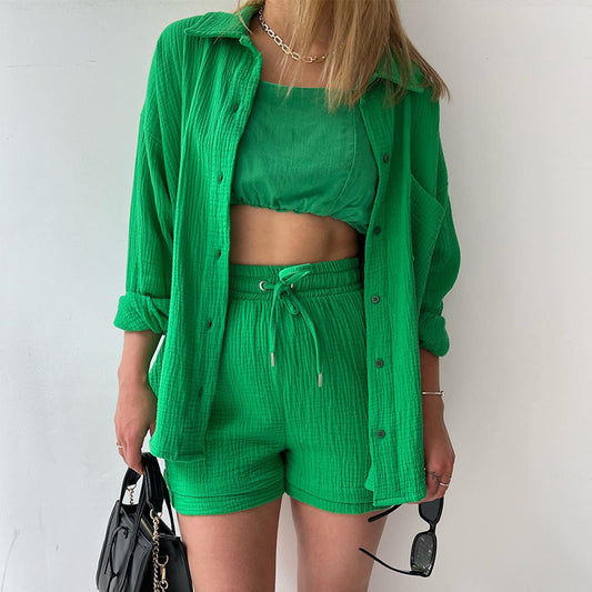 Dames Haut décontracté et ensemble de shorts en matériau léger Chic und Stil